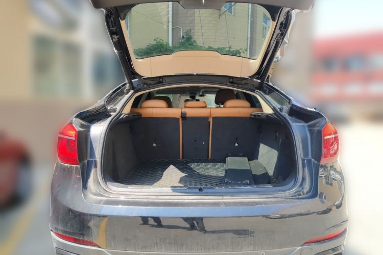 Used BMW X6 2015 xDrive28i Trunk