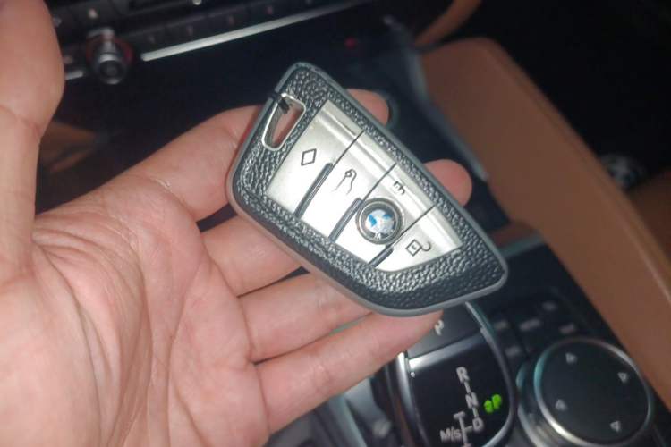 Used BMW X6 2015 xDrive35i Leading Model Vehicle Key