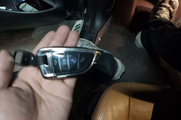 Used BMW X6 2015 xDrive35i Luxury Edition Vehicle Key