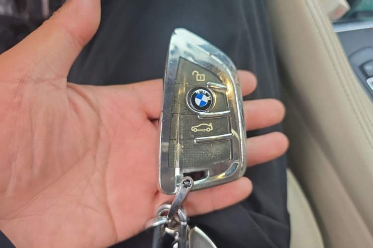 Used BMW X6 2015 xDrive35i Luxury Edition Vehicle Key