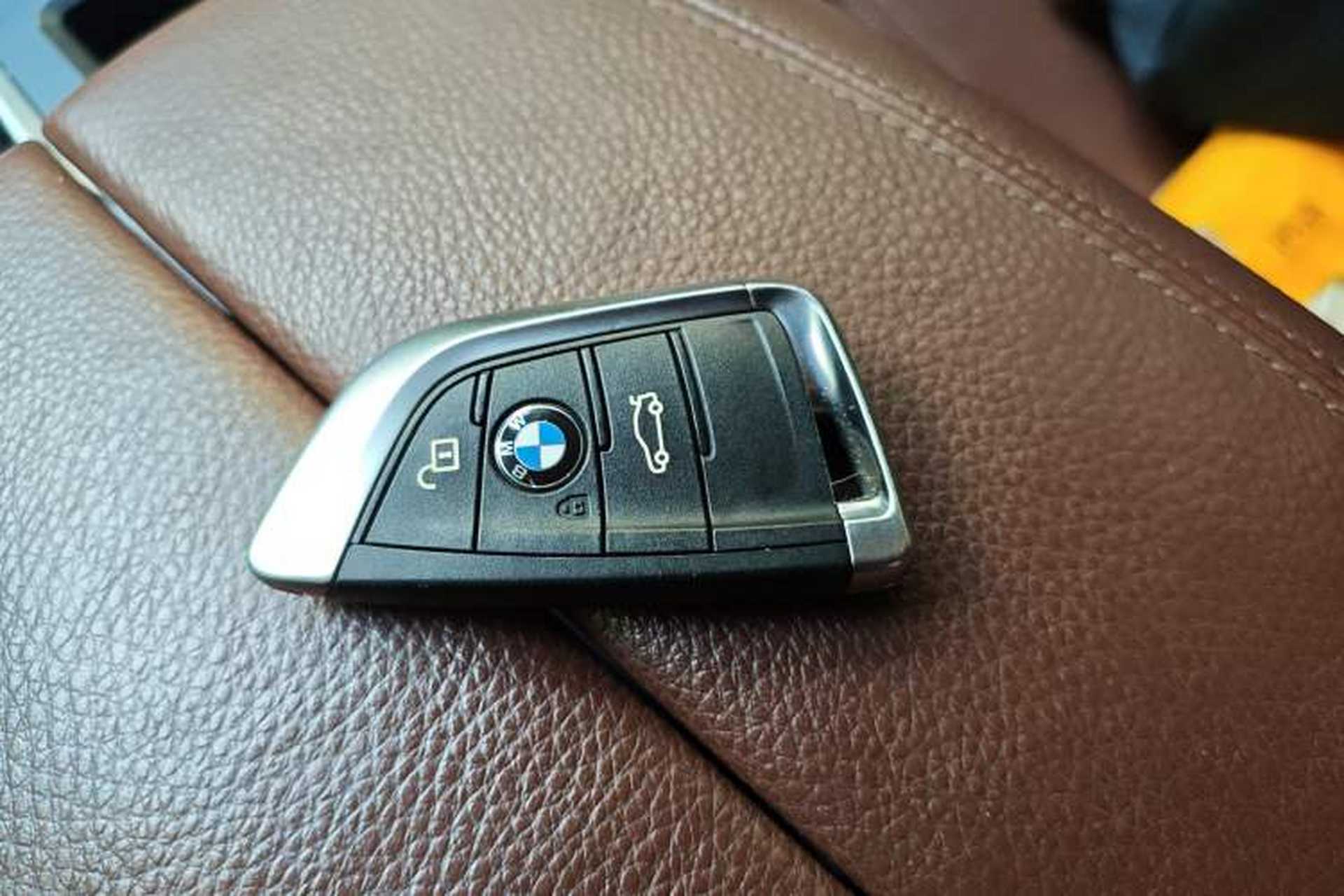Used BMW X6 2015 xDrive28i Vehicle Key
