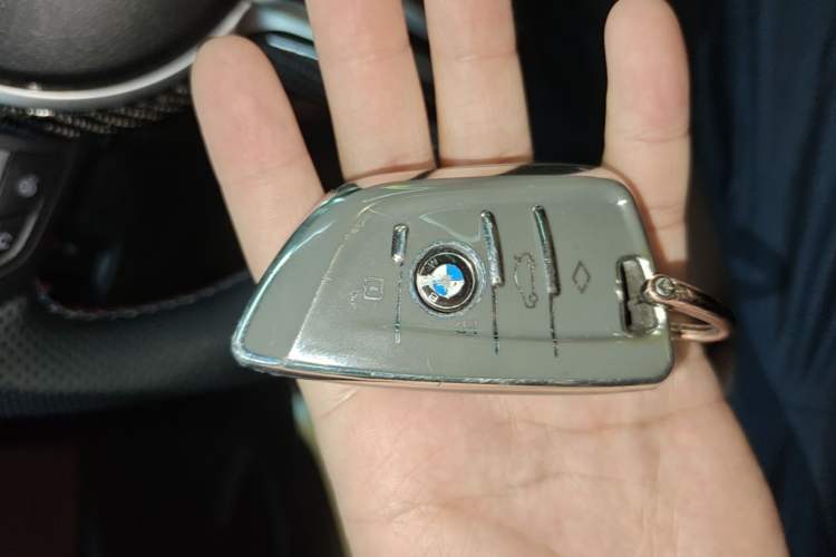 Used BMW X6 2015 xDrive28i Vehicle Key