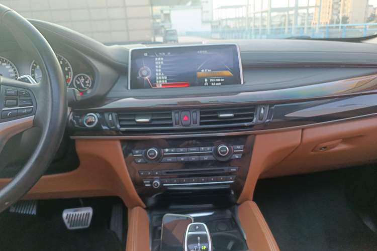 Used BMW X6 2015 xDrive35i Leading Model Audio And AC Panel