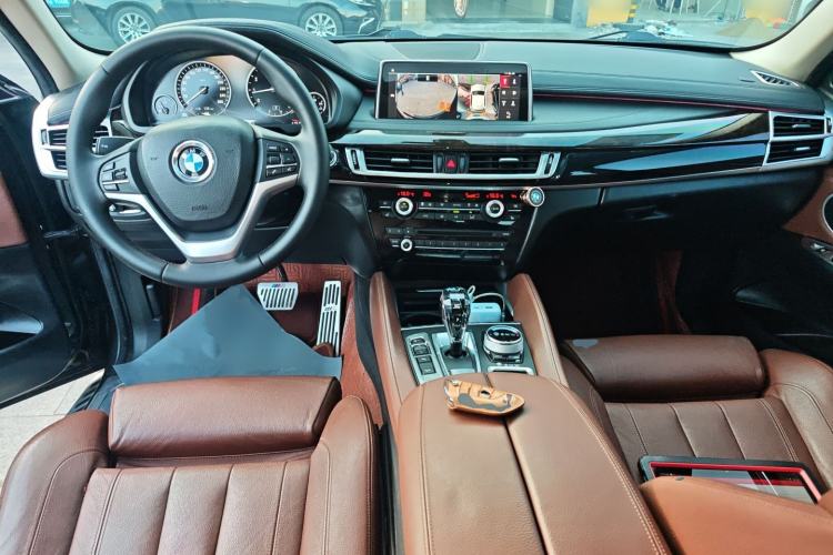 Used BMW X6 2015 xDrive28i Center Console