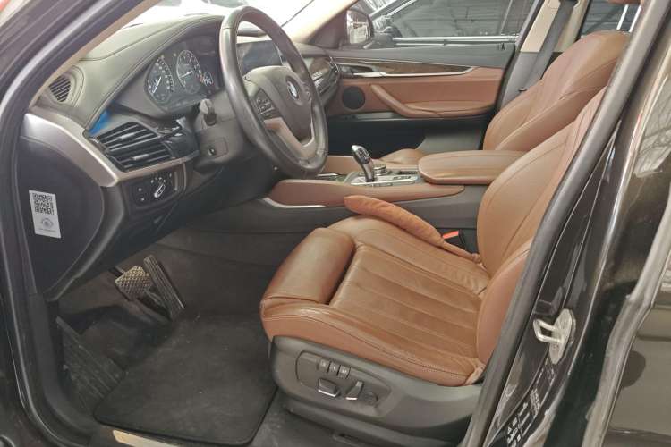 Used BMW X6 2015 xDrive28i Driver Seat