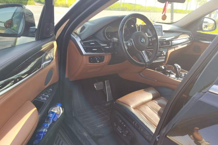 Used BMW X6 2015 xDrive35i Luxury Edition Driver Seat