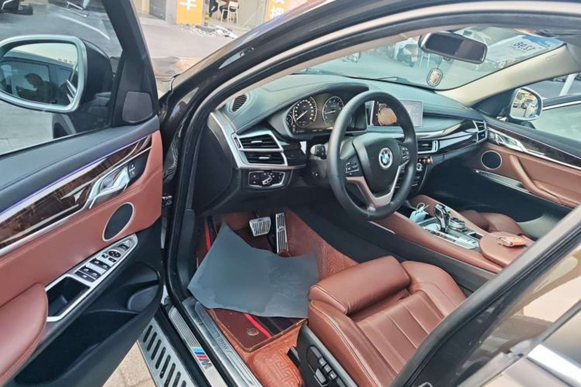 Used BMW X6 2015 xDrive28i Driver Seat