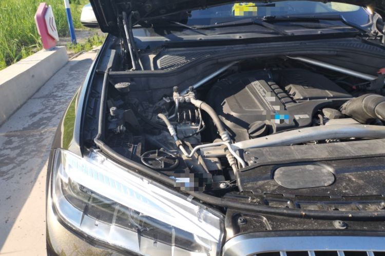 Used BMW X6 2015 xDrive35i Luxury Edition Engine Bay Right