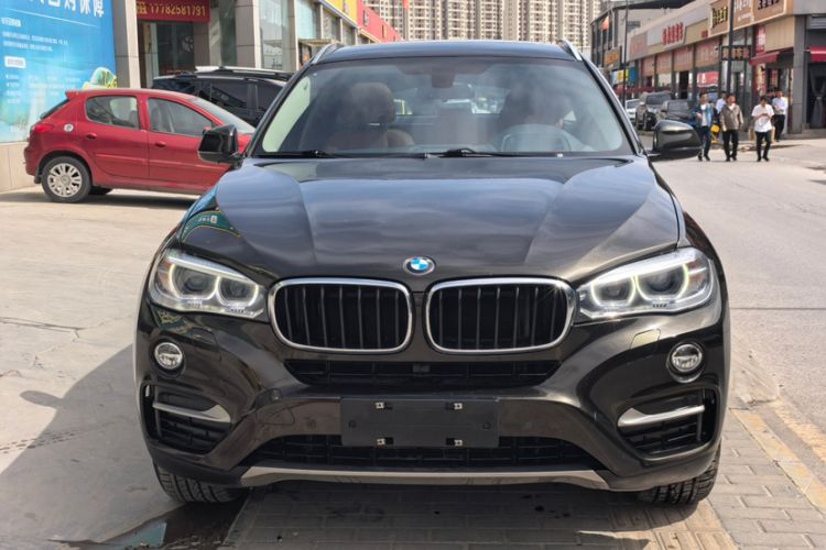 Used BMW X6 2015 xDrive35i Leading Model Exterior 1