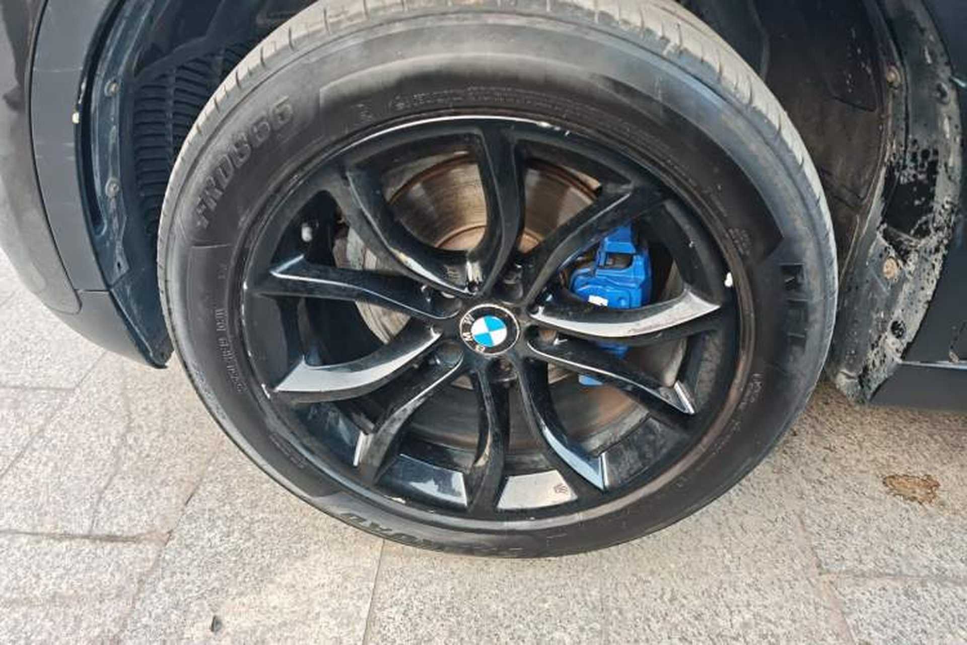 Used BMW X6 2015 xDrive28i Exterior 4