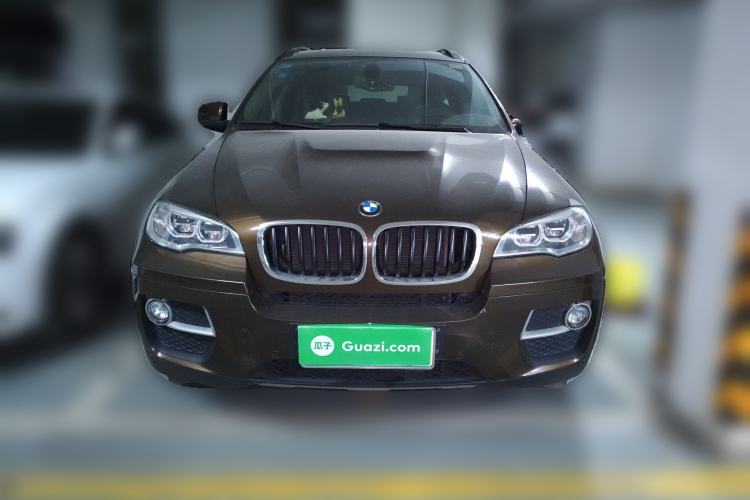 Used BMW X6  Front