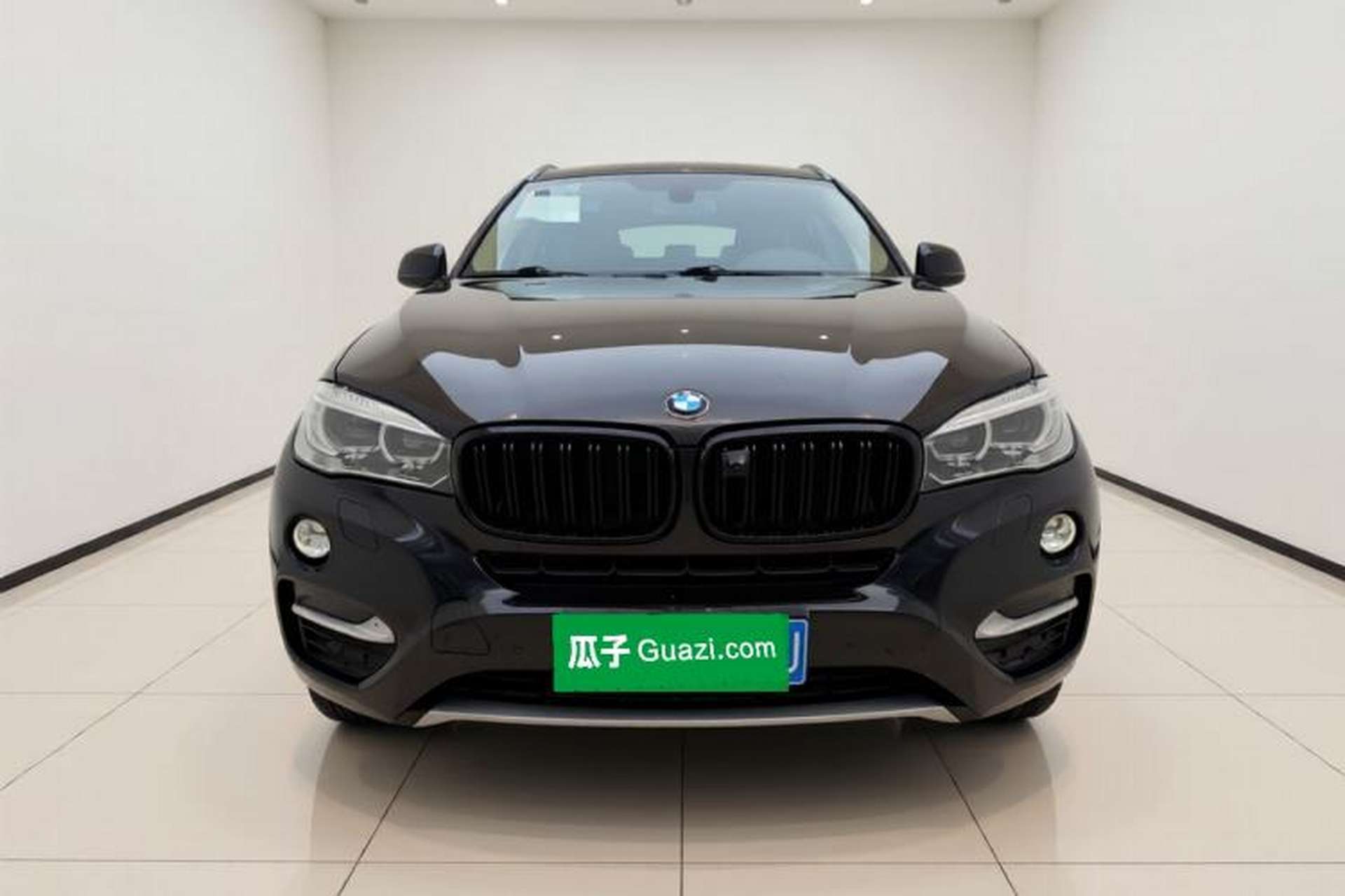 Used BMW X6 2015 xDrive28i Front