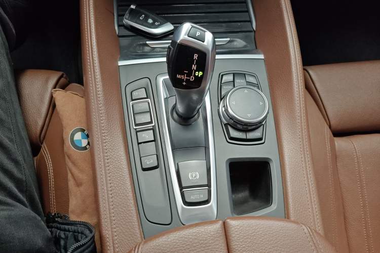 Used BMW X6 2015 xDrive28i Gear Lever