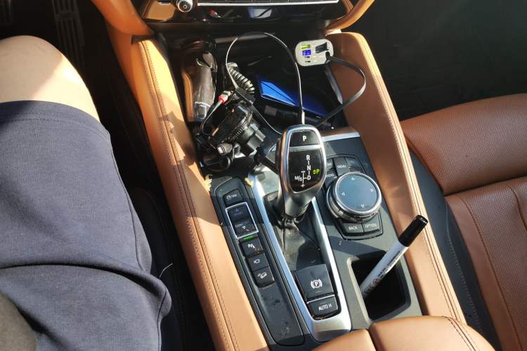 Used BMW X6 2015 xDrive35i Luxury Edition Gear Lever