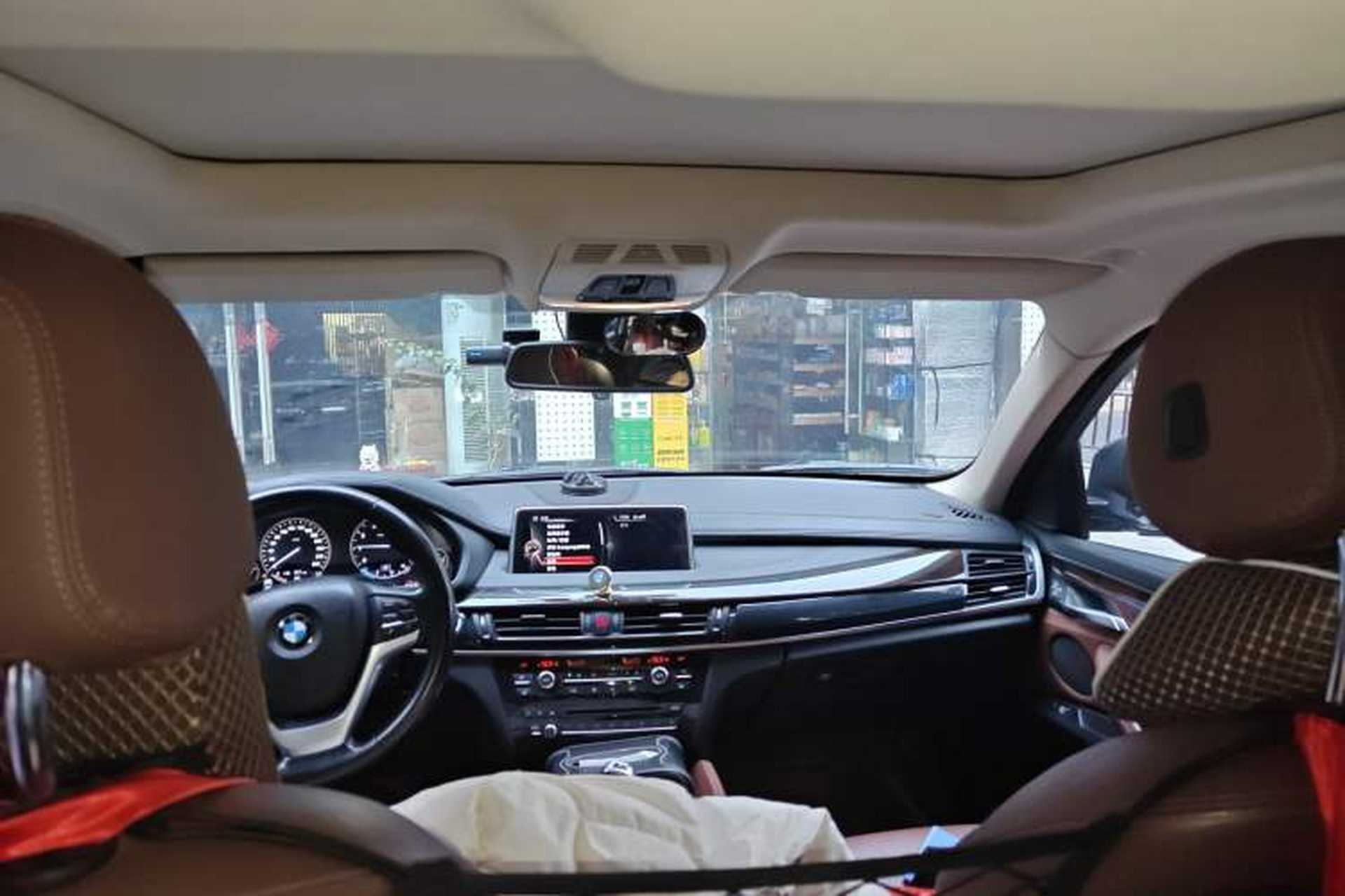 Used BMW X6 2015 xDrive28i Headliner