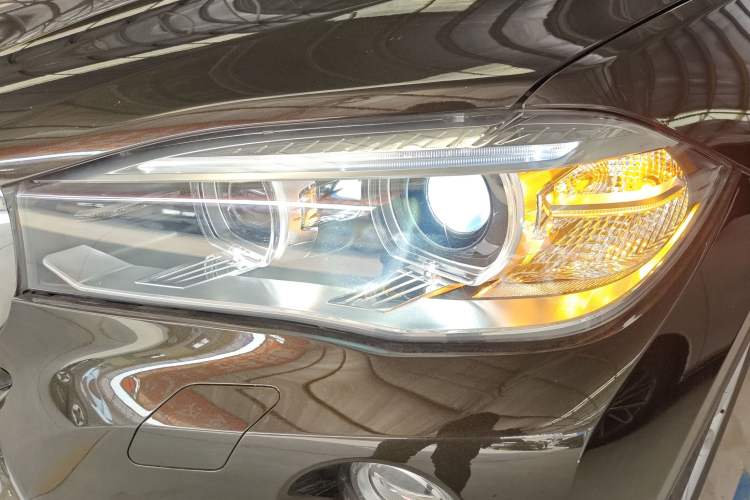 Used BMW X6 2015 xDrive28i Left Front Headlight
