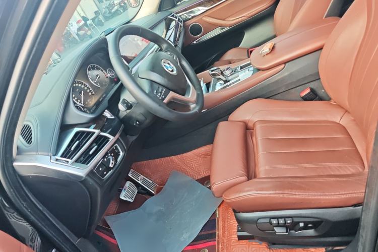 Used BMW X6 2015 xDrive28i Left Front Seat