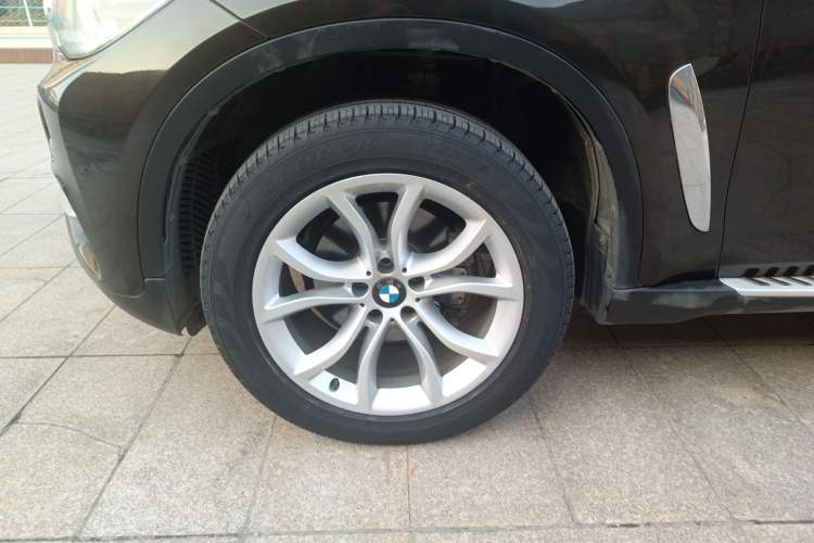 Used BMW X6 2015 xDrive35i Leading Model Left Front Wheel Hub