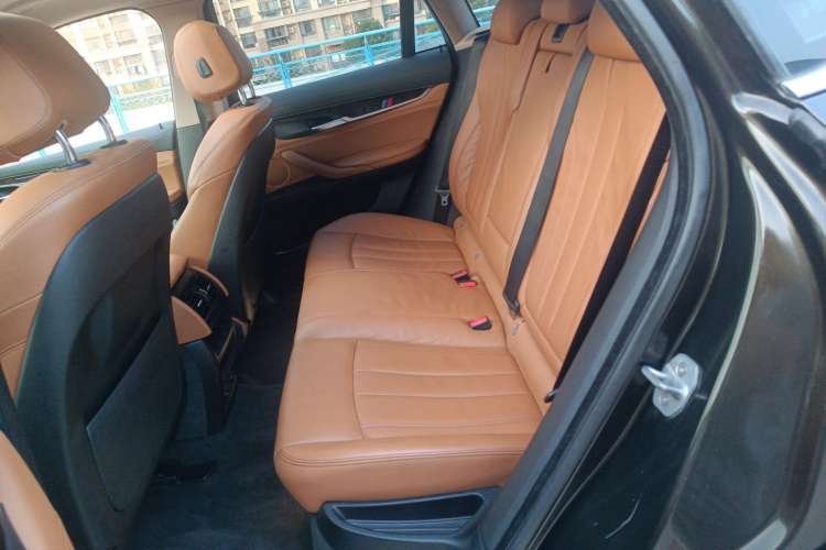 Used BMW X6 2015 xDrive35i Leading Model Left Rear Seat