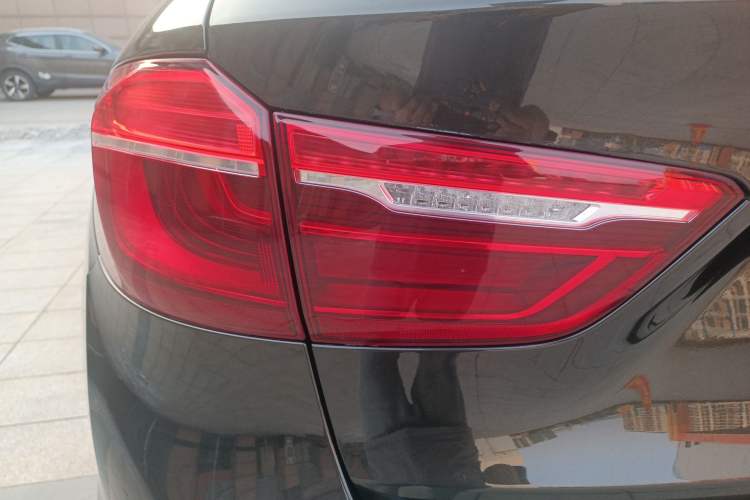 Used BMW X6 2015 xDrive35i Leading Model Left Rear Taillight