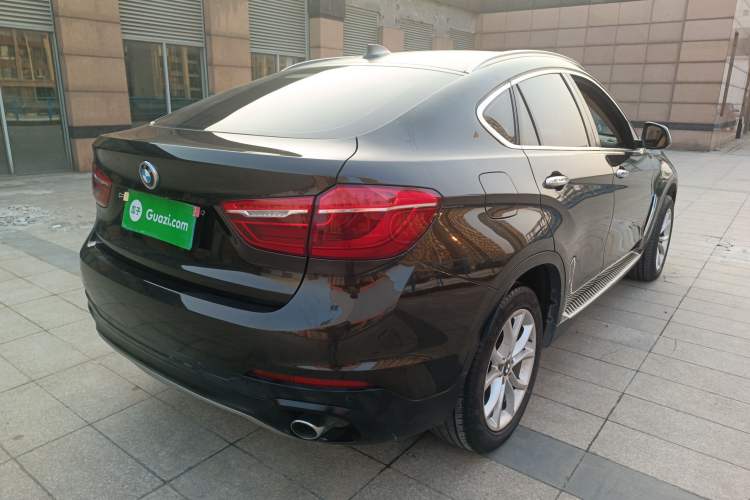 Used BMW X6 2015 xDrive35i Leading Model Rear Right 45 Deg