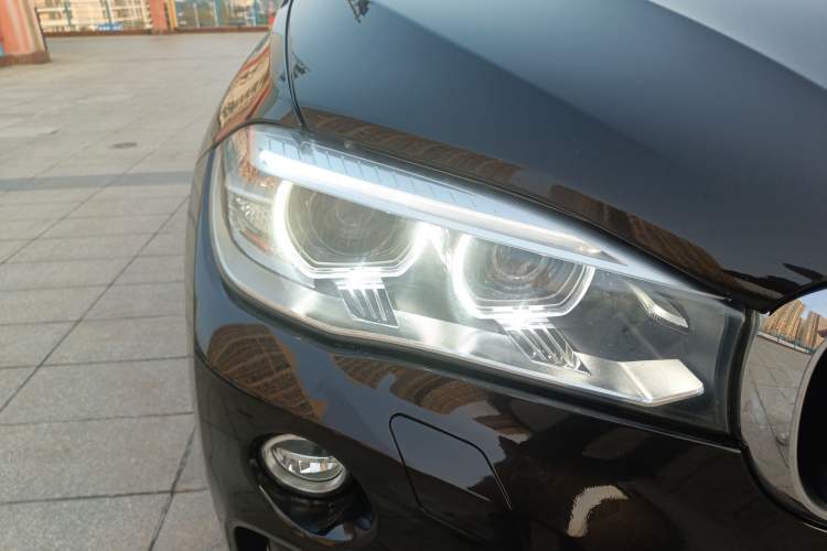Used BMW X6 2015 xDrive35i Leading Model Right Front Headlight