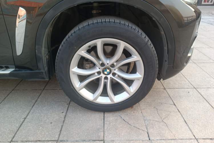 Used BMW X6 2015 xDrive35i Leading Model Right Front Wheel Hub