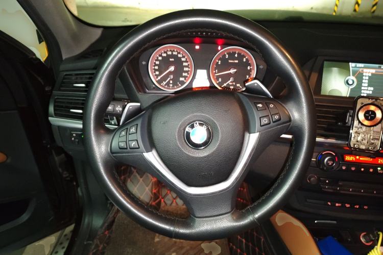 Used BMW X6  Steering Wheel