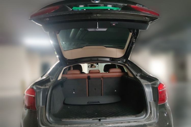 Used BMW X6 2015 xDrive28i Trunk