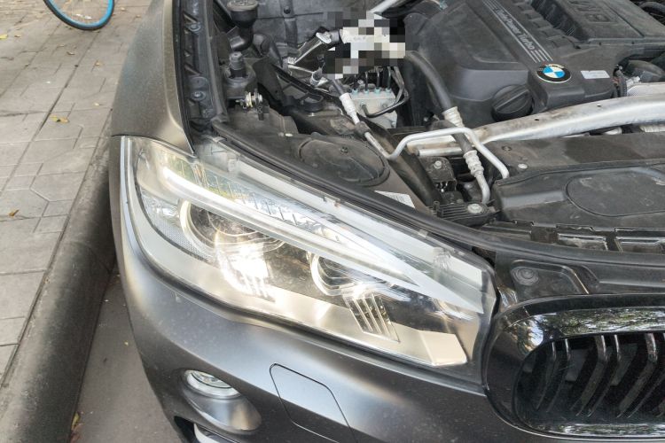 Used BMW X6 2015 xDrive35i Leading Model Engine Bay Right