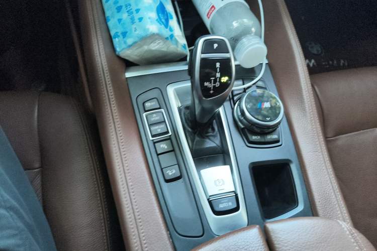 Used BMW X6 2015 xDrive35i Leading Model Gear Lever