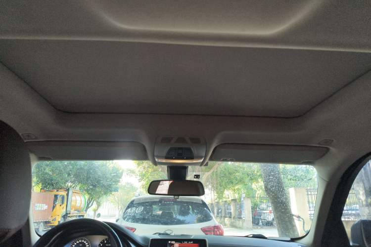 Used BMW X6 2015 xDrive35i Leading Model Headliner