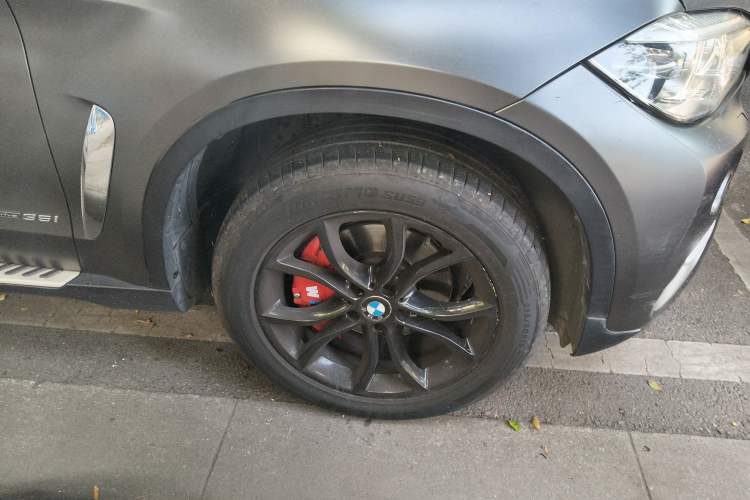 Used BMW X6 2015 xDrive35i Leading Model Right Front Wheel Hub
