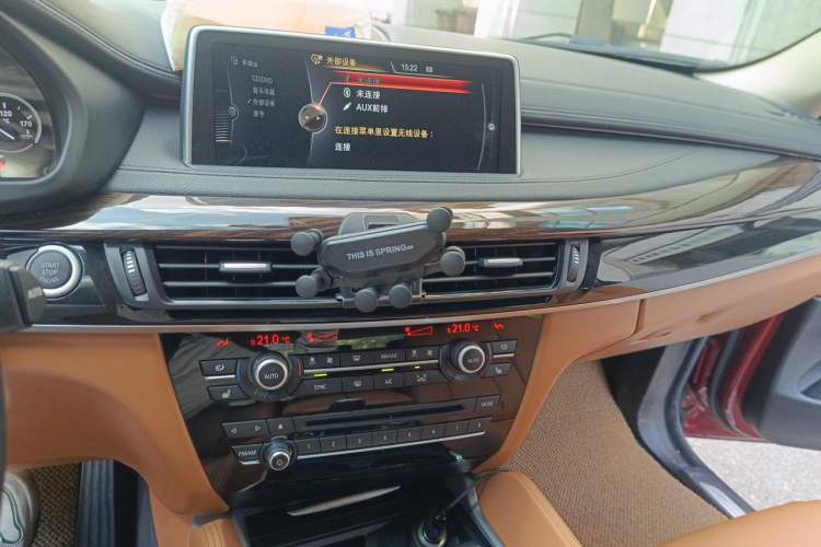 Used BMW X6 2015 xDrive35i Luxury Edition Audio And AC Panel