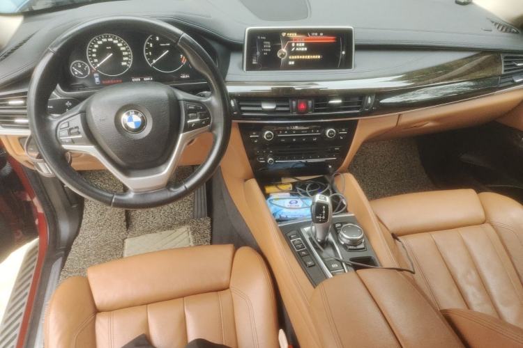 Used BMW X6 2015 xDrive28i Center Console