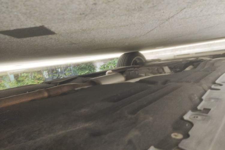 Used BMW X6 2015 xDrive28i Chassis Rear Left