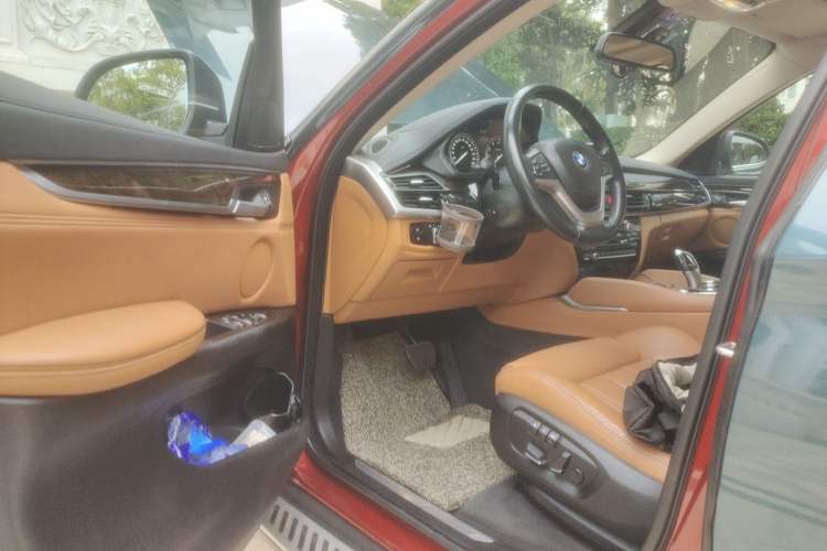 Used BMW X6 2015 xDrive28i Driver Seat