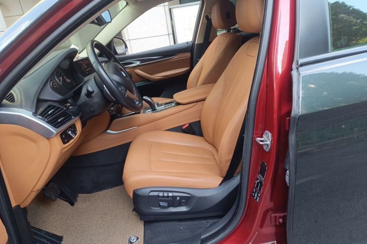 Used BMW X6 2015 xDrive35i Luxury Edition Left Front Seat