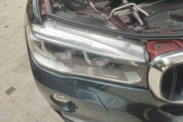 Used BMW X6 2015 xDrive28i Right Front Headlight