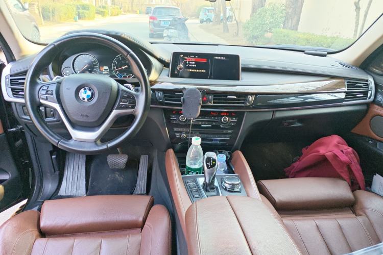 Used BMW X6 2015 xDrive35i Luxury Edition Center Console