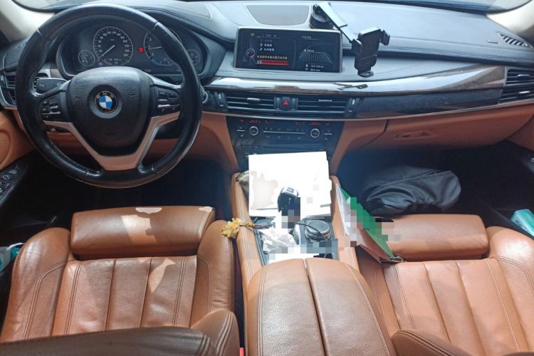 Used BMW X6 2015 xDrive28i Center Console