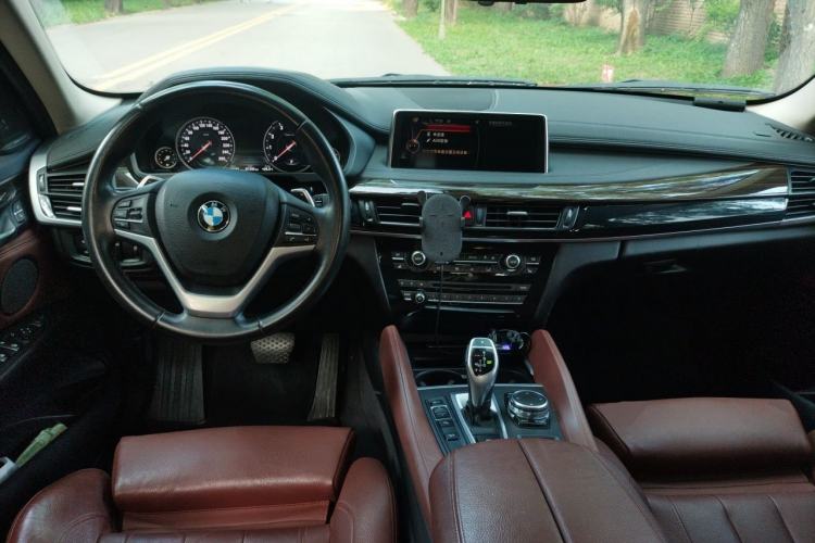 Used BMW X6 2015 xDrive35i Luxury Edition Center Console