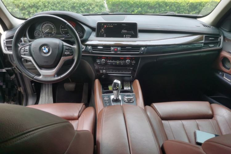 Used BMW X6 2015 xDrive28i Center Console