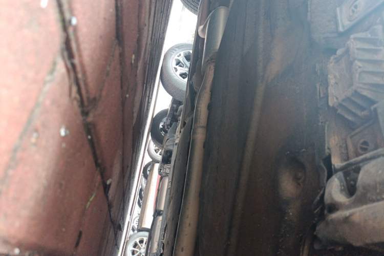 Used BMW X6 2015 xDrive28i Chassis Rear Left