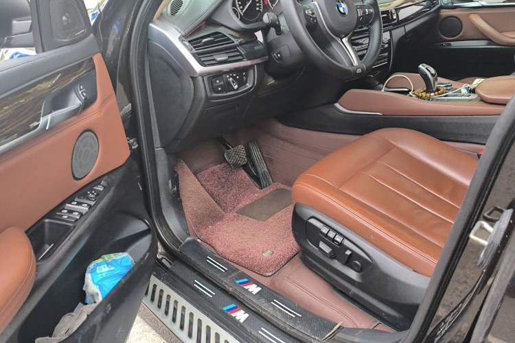 Used BMW X6 2015 xDrive35i Luxury Edition Driver Seat