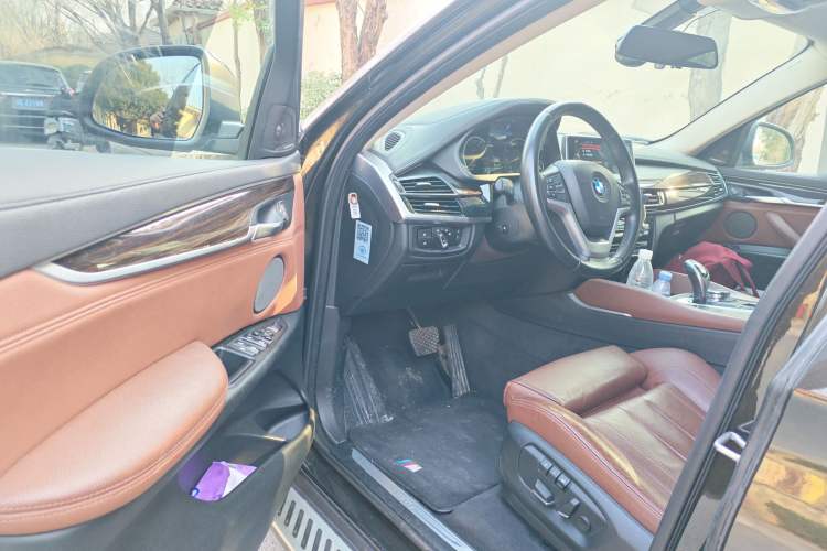 Used BMW X6 2015 xDrive35i Luxury Edition Driver Seat