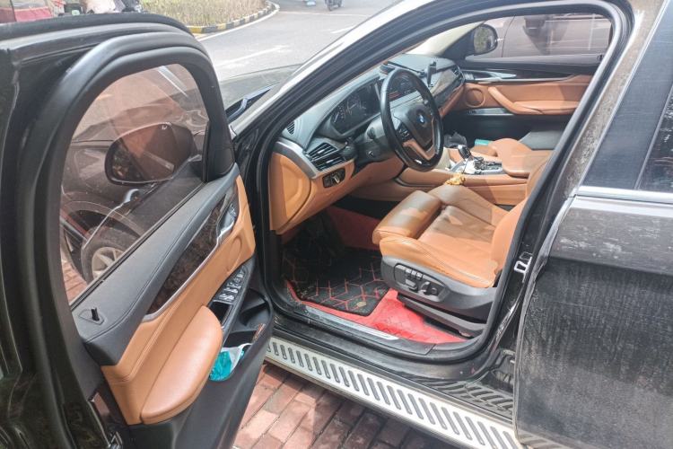 Used BMW X6 2015 xDrive28i Driver Seat
