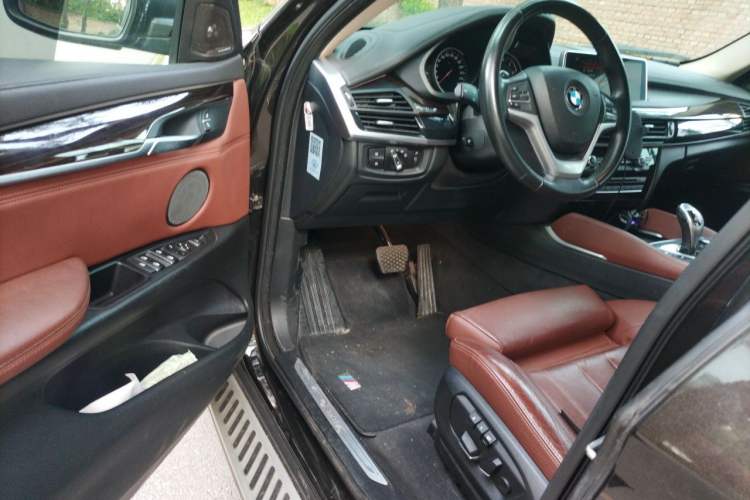 Used BMW X6 2015 xDrive35i Luxury Edition Driver Seat