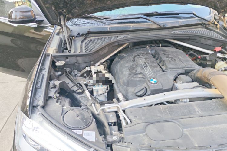 Used BMW X6 2015 xDrive35i Luxury Edition Engine Bay Right