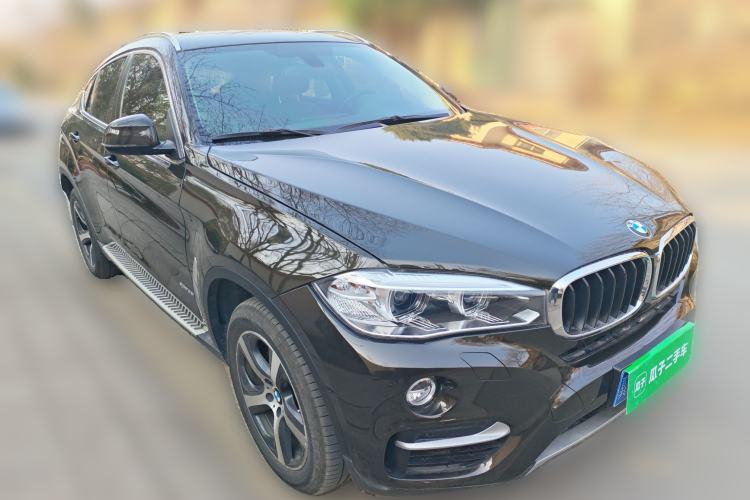 Used BMW X6 2015 xDrive35i Luxury Edition Front Right 45 Deg